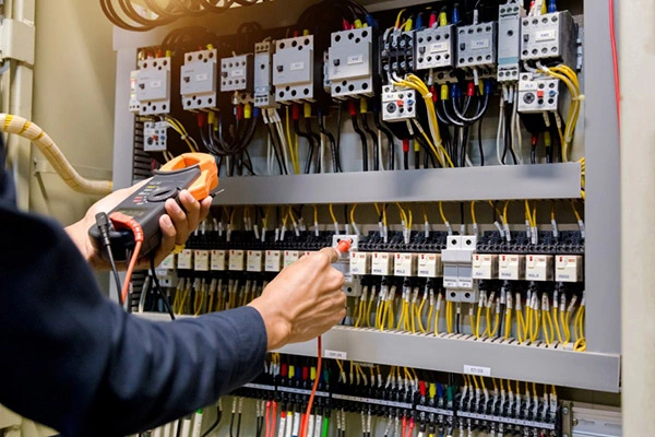 Direnç Seçimi Elektronik Devre Performansını Nasıl Etkiler?